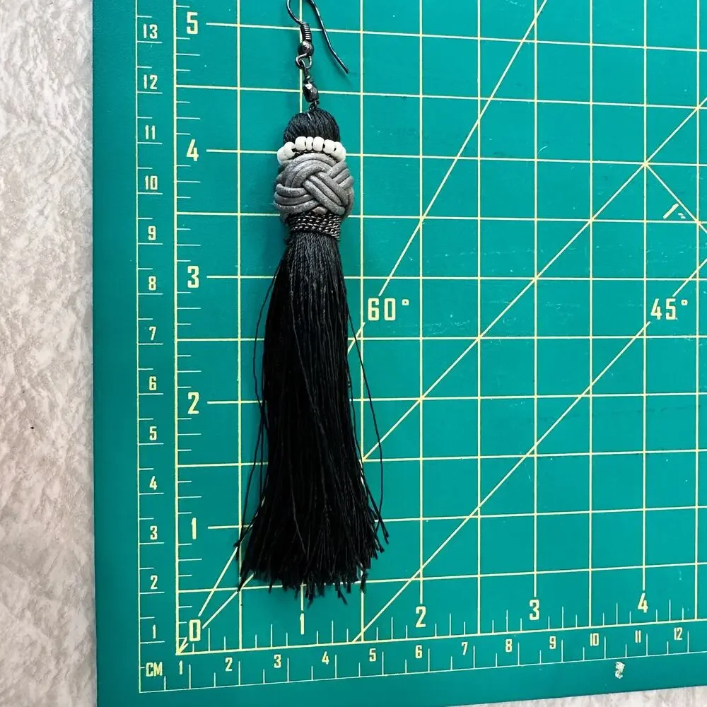 Hook tassel earrings